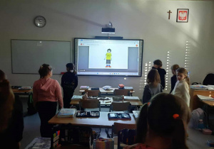 Lekcja online w klasie drugiej.