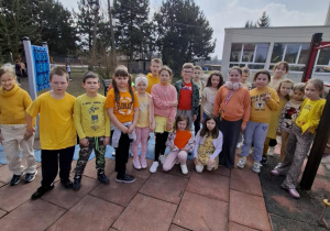 Festiwal Kolorów - żółty.