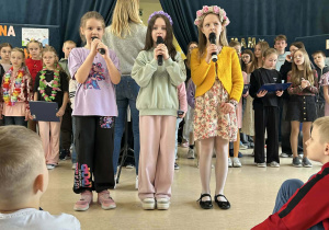 Szkolny pokaz talentów.