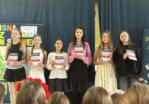 Szkolny pokaz talentów.